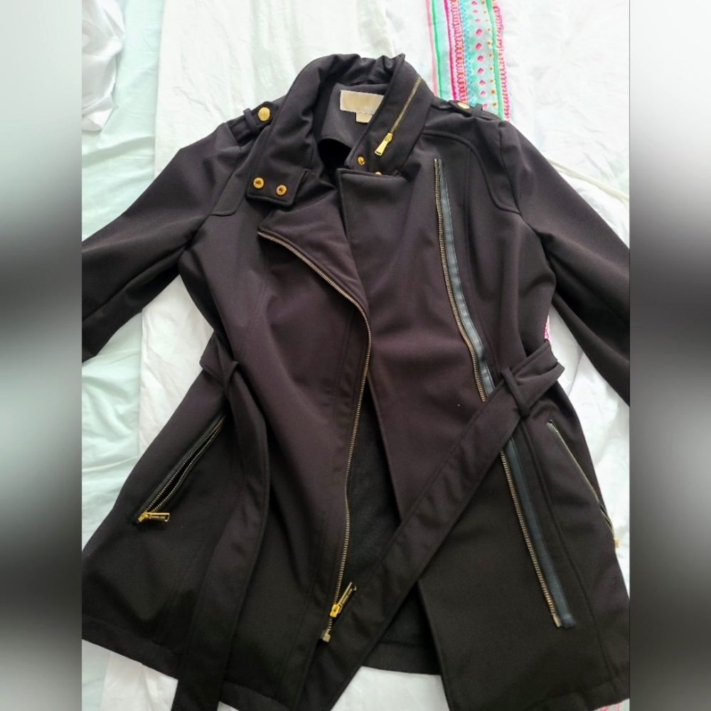 Beautiful MK Michael Kors black coat medium